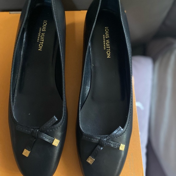 Louis Vuitton Black flats - Picture 9 of 11